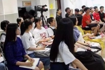 播音艺考小白入门宝典，值得人手一份！